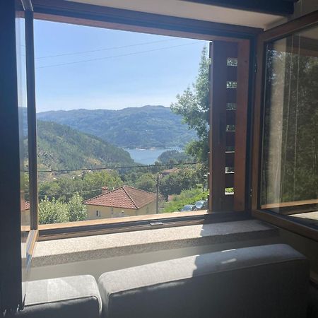 Villa Brown House Geres Esterno foto