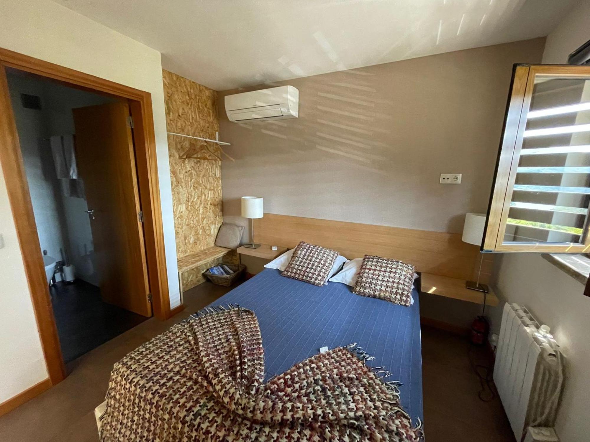 Villa Brown House Geres Esterno foto