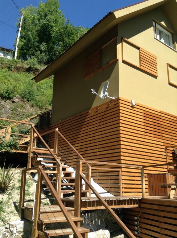 Villa Brown House Geres Esterno foto
